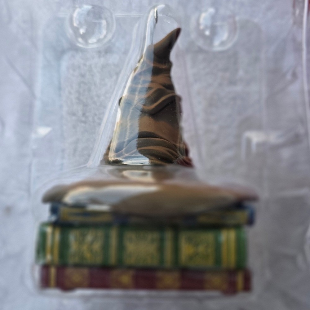 Hallmark 2021 Harry Potter Sorting Hat Magic Sound & Motion Keepsake Ornament P4 - Picture 6 of 16